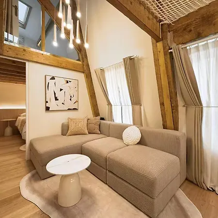 Architect Renovated Family Duplex 4 Bedrooms Opéra Lafayette 9p Cctv In Common Areas